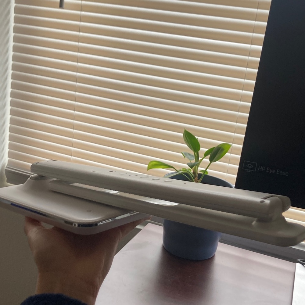 Modern White LED Desk Lamp - Picture 8 of 8
